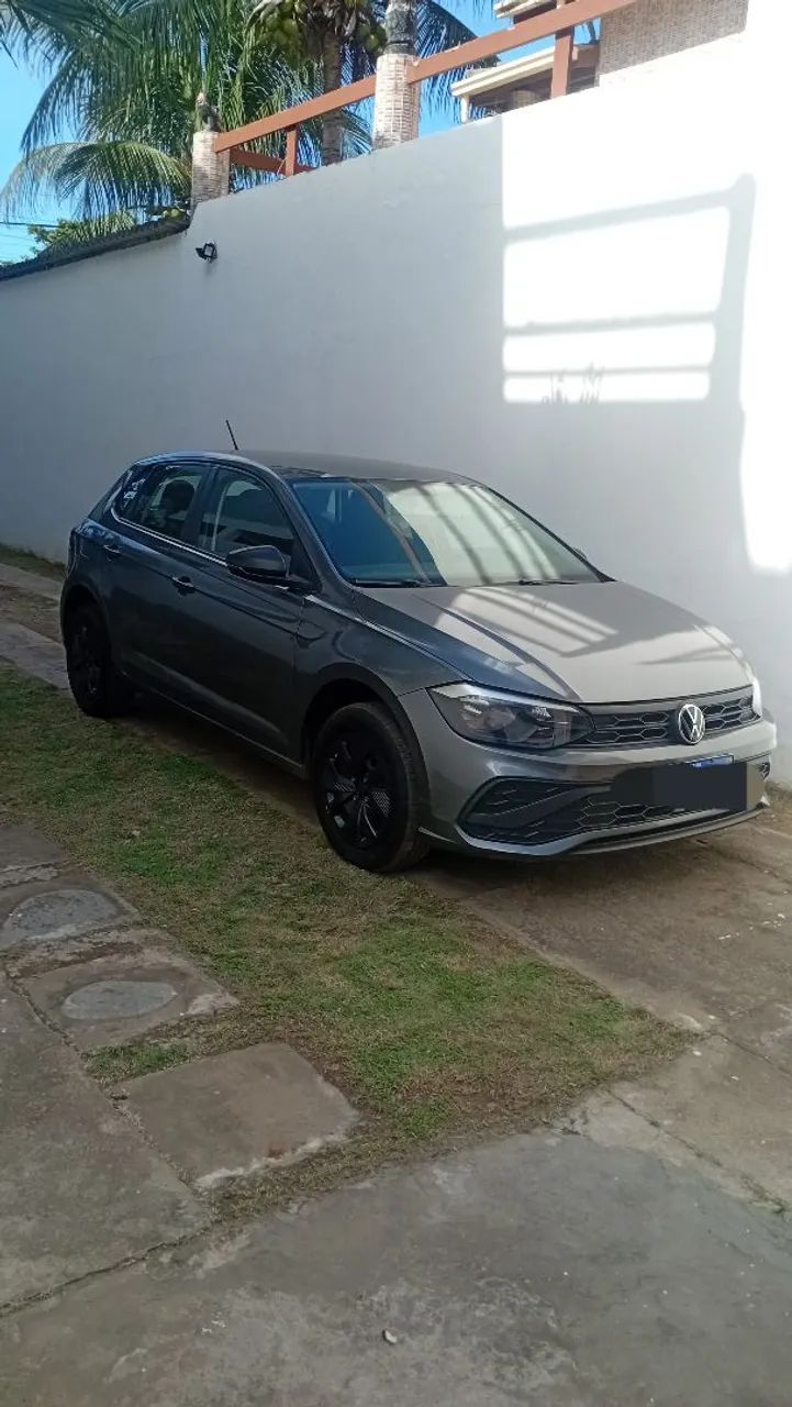Polo  novíssimo pouco rodado analiso troca  aceito consórcio e financiamento 