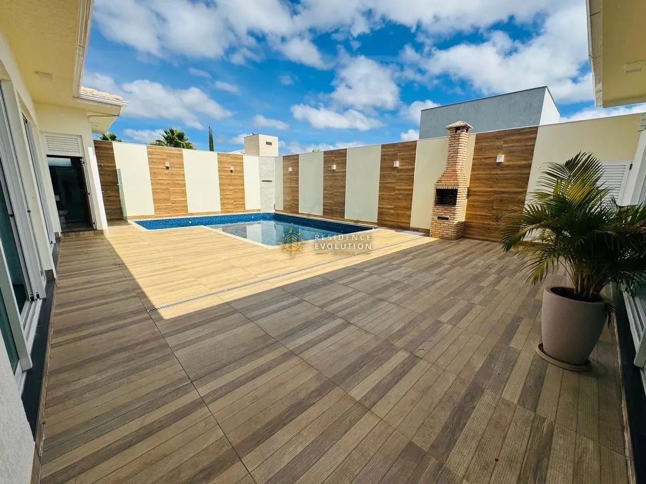 Vendo casa Condomínio Gran Park com 375m² em lote 600m² (Localizada na parte alta do condo - Foto 2