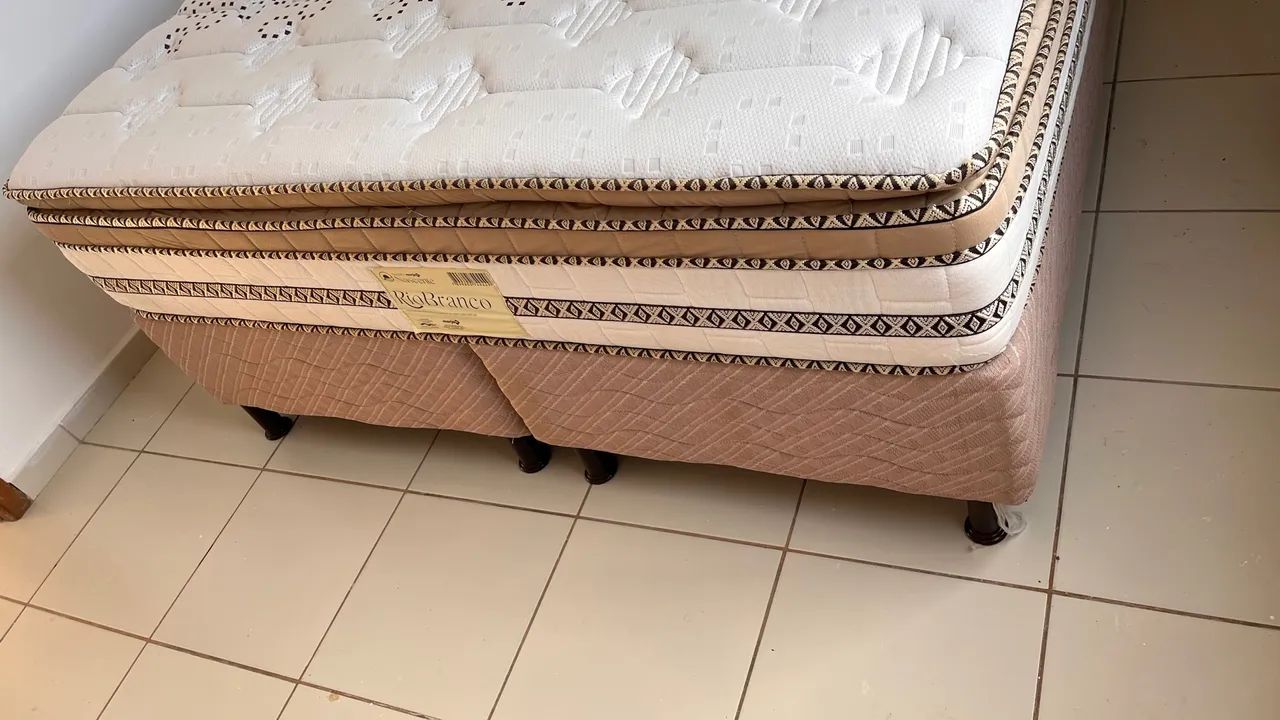 Cama Queen Box Rio Branco