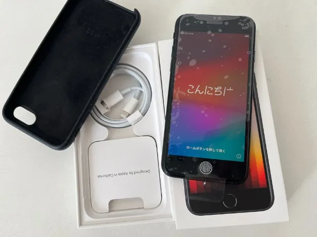 Celular Apple Iphone SE 2022 , 256Gb , processador A15 com Caixa e nota fiscal. Excelente