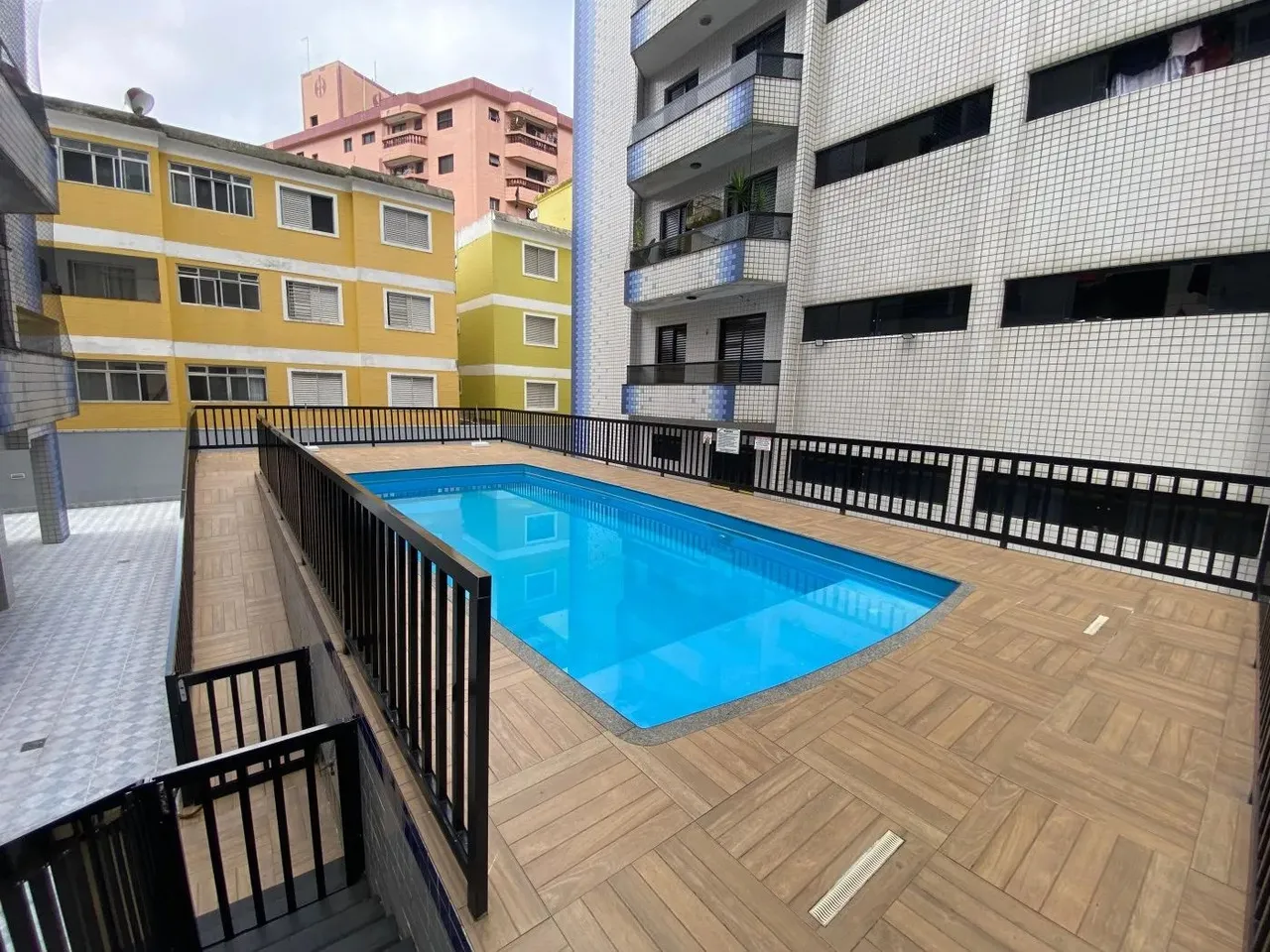 Apartamento para Venda em Praia Grande, Vila Caiçara, 1 dormitório, 1 banheiro, 1 vaga