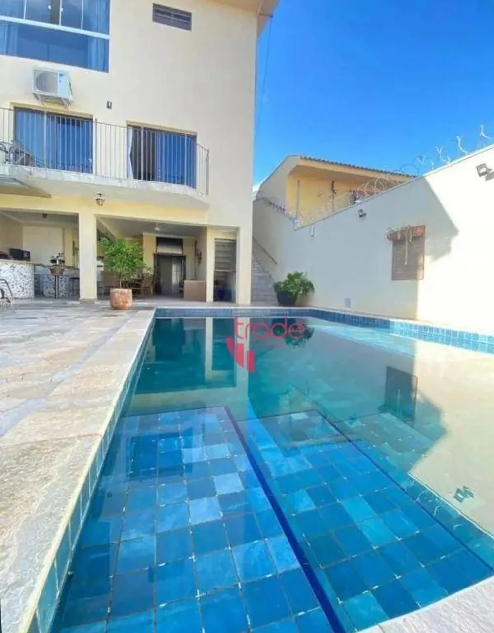 Casa Residencial ou Comercial para Venda ou Locação de 05 Suítes no Bairro Jardim Sumaré e