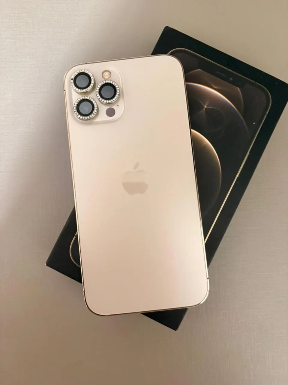 iPhone 12 Pro Max Gold 256gb - Celulares e Smartphones