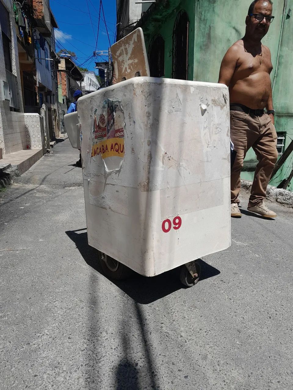 Carrinho em fibra só precisa plotar ou adesivar, ideal sorvetes, açaí e outros - Foto 4