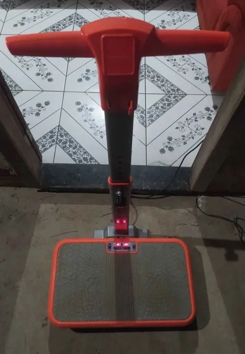 Plataforma Vibratória - Para Praticar Exercícios em Casa - Foto 2