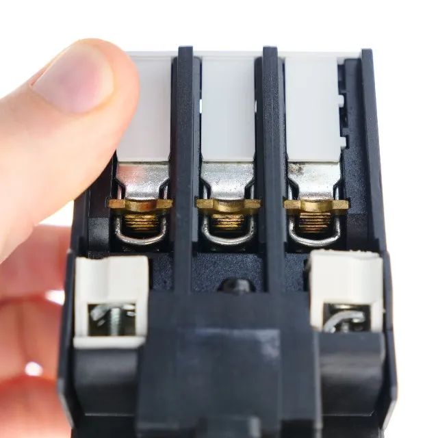 Contatora WEG CWM3264300206105473123