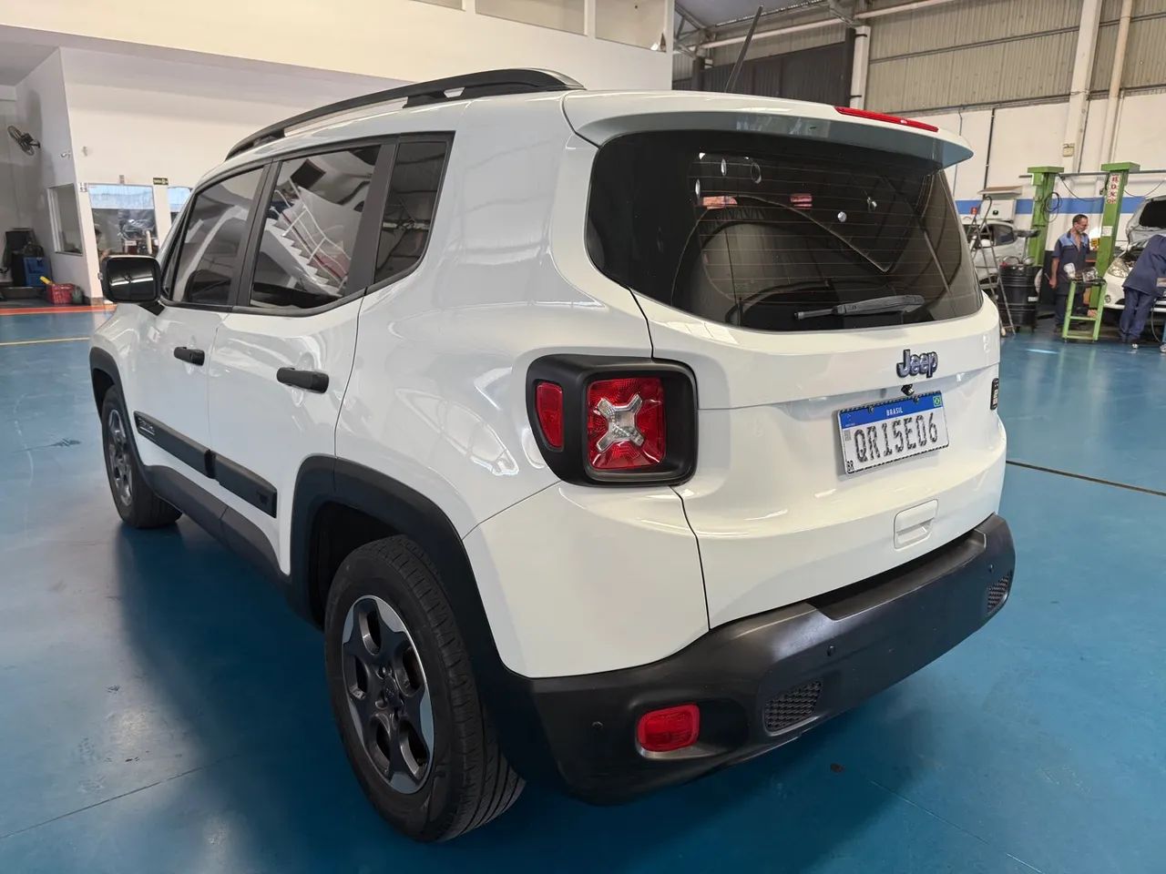 Renegade 1.8 Flex 4x2 - Único Dono! 2019 - Foto 3