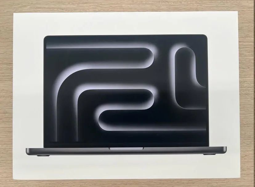 MacBook Pro M3 14Pol 16GB - 1TB SSD  - Foto 2