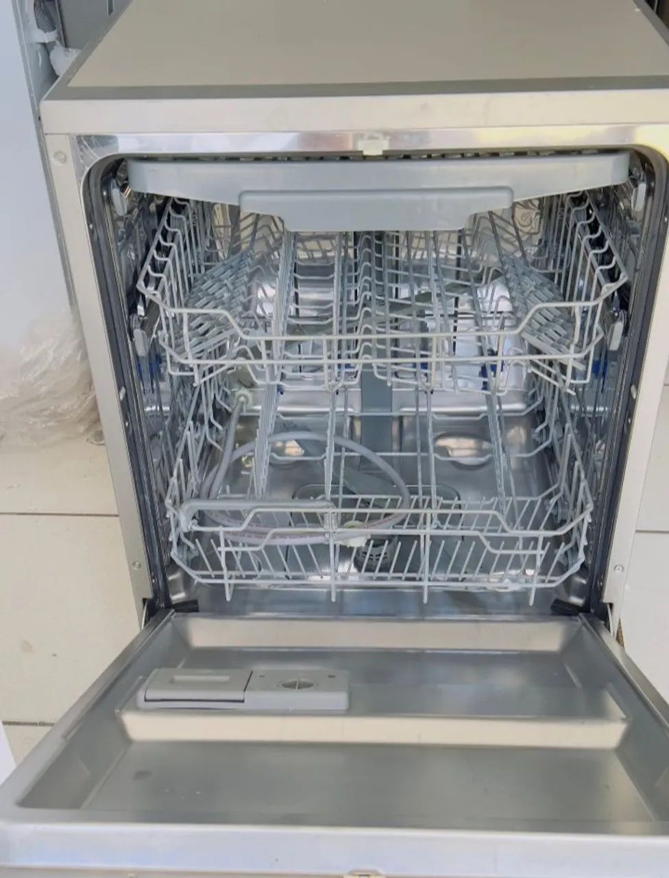 LAVA LOUÇAS  BRASTEMP NOVA BLF14 14 serviços  220v - Foto 2