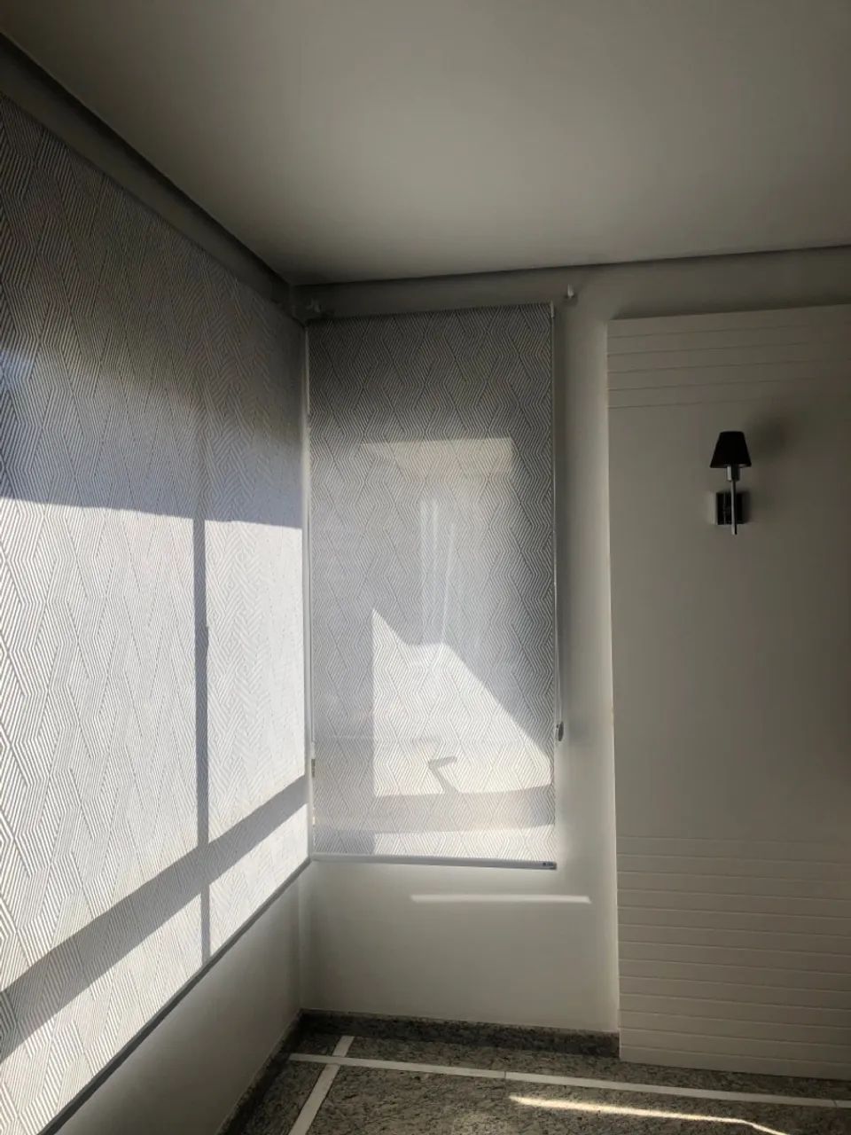 Cortinas 2(duas) de Rollo Elmo para sala - Foto 2