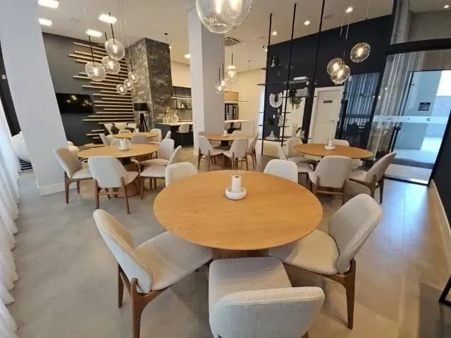 APARTAMENYO ALUGUEL ANUAL 3 SUITES NO TIMES SQUARE NA MEIA PRAIA ITAPEMA