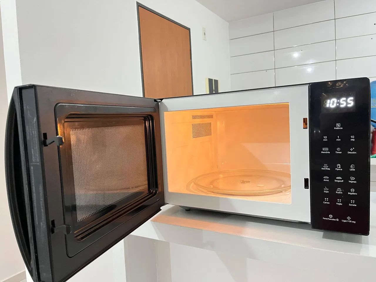 Vende-se Microondas Panasonic  - Foto 3