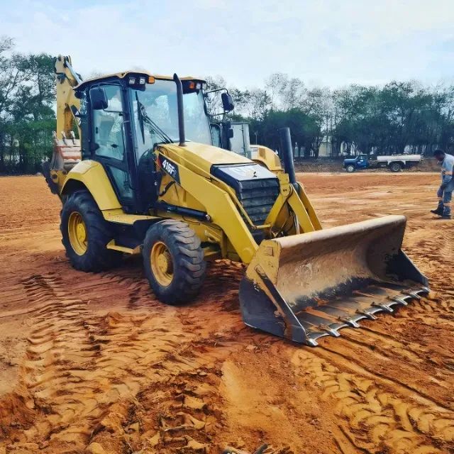 Retroescavadeira Cat 416F2 4x4  2018 - Foto 2