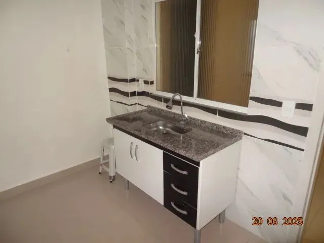 Tijuca, conjugado quarto e sala 28M andar térreo