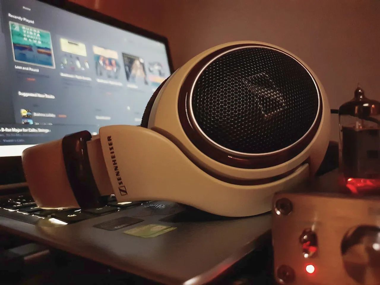 Fone Sennheiser HD598 Impecável todo original e sem nenhuma marca headphone HD 598 - Foto 5
