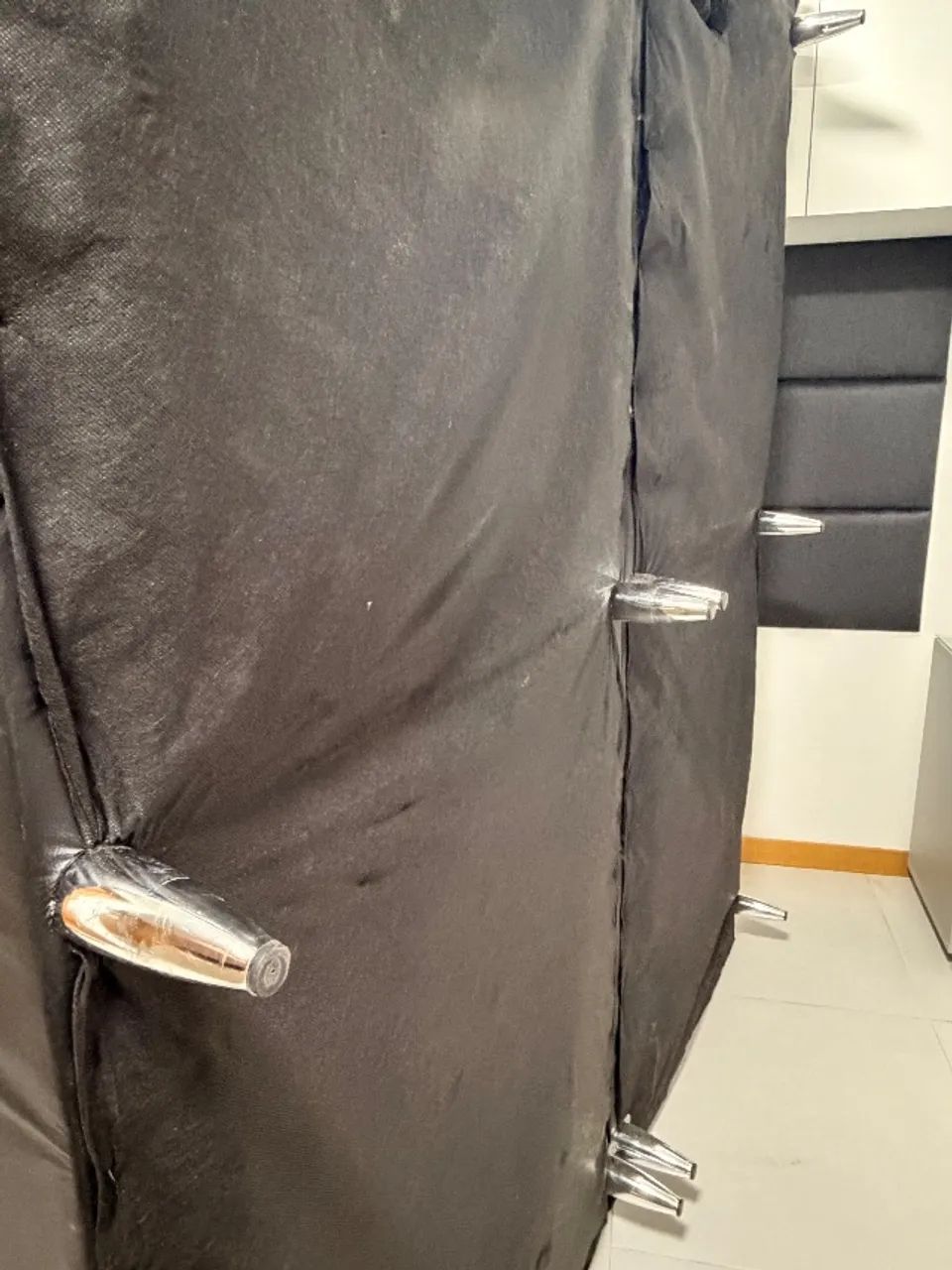 Queen-size bed box64985860150913122