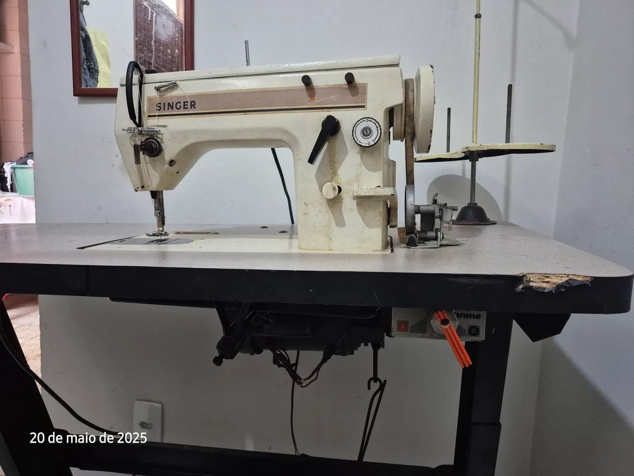 Máquina de Costura Singer semi industrial