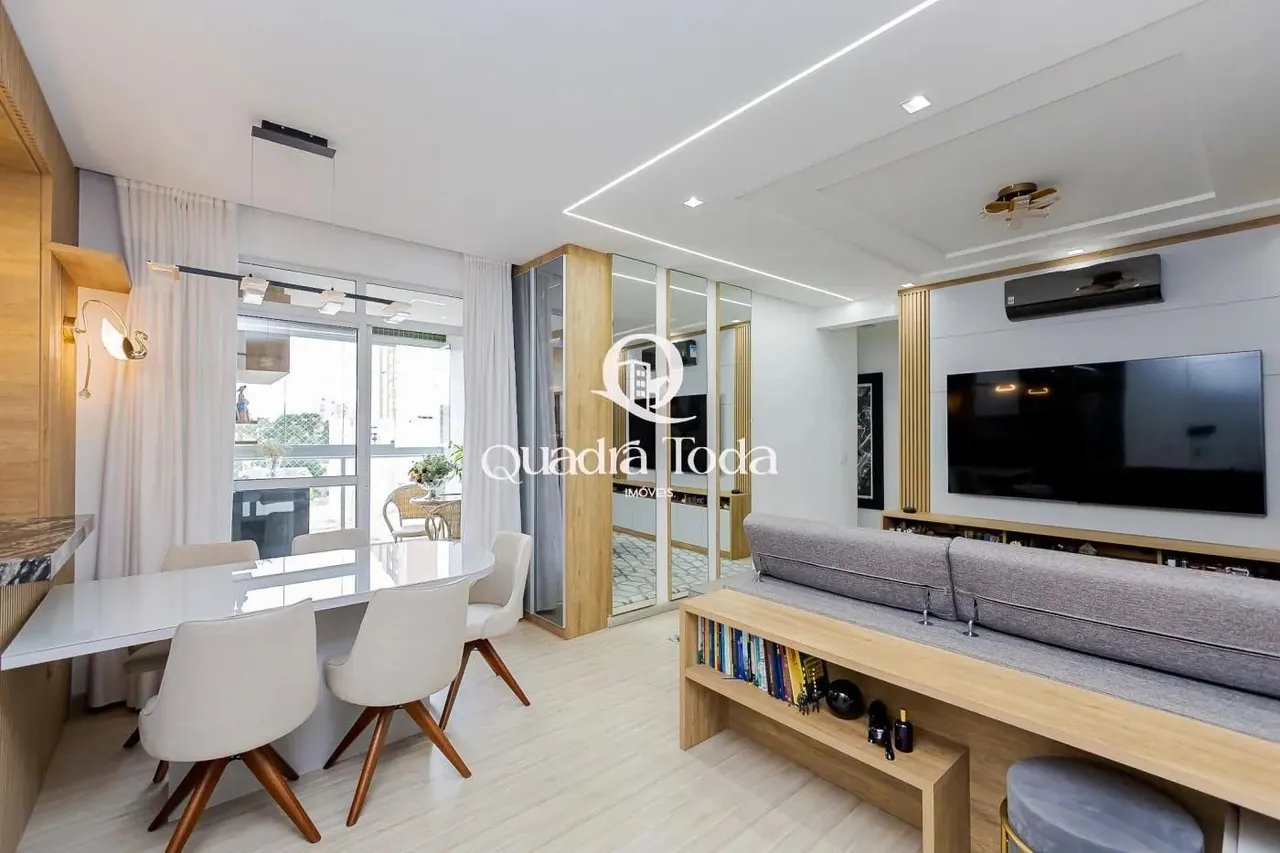 Apartamento para Venda em Curitiba, Mercês, 3 dormitórios, 1 suíte, 2 banheiros, 2 vagas