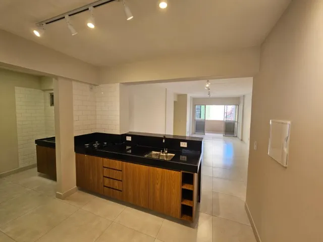 TAMBAÚ - 3 QUARTOS - 125m² - REFORMADÍSSIMO - 4 QUADRAS DA PRAIA
