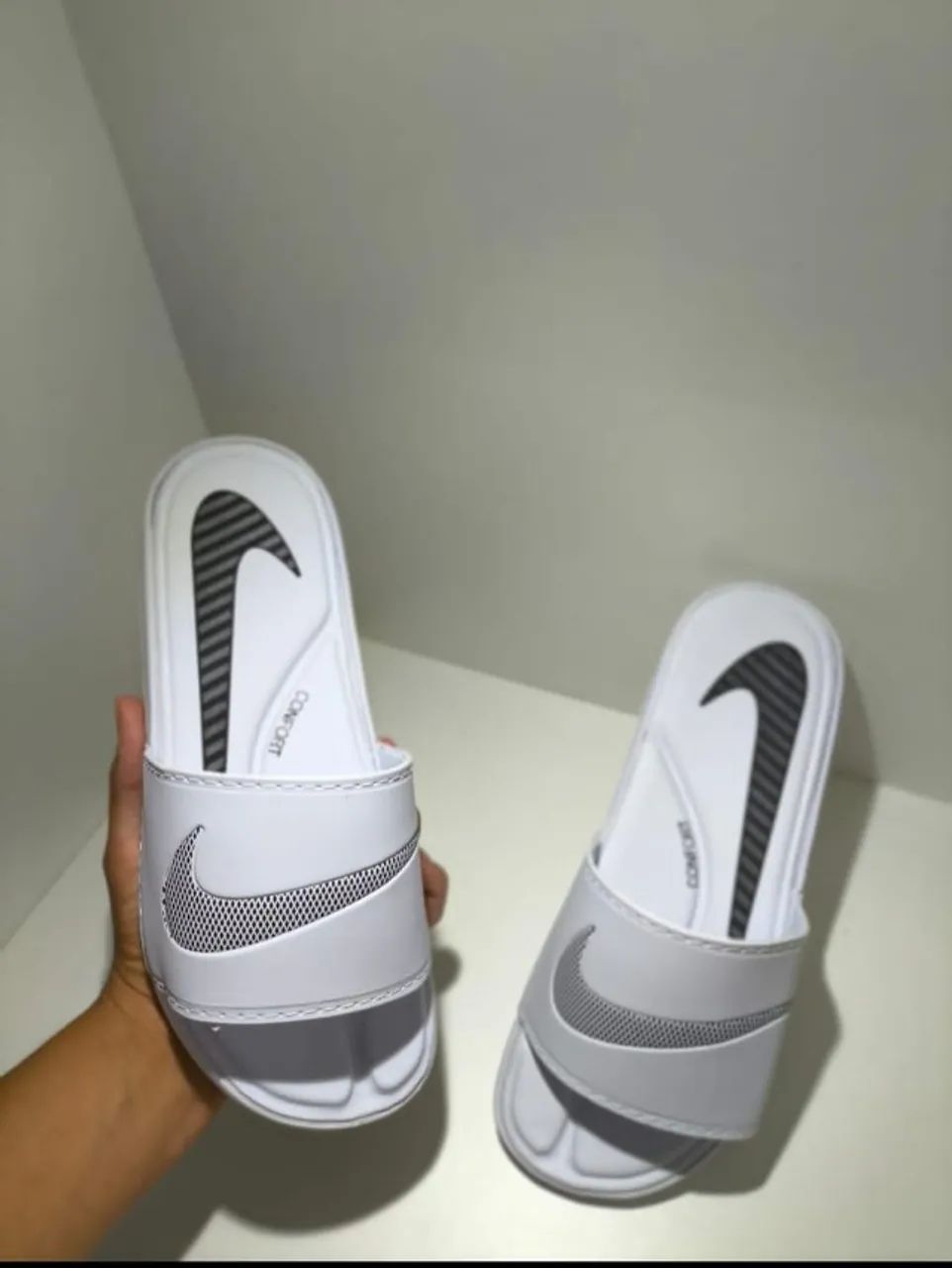 SANDÁLIA SLIDE - NIKE