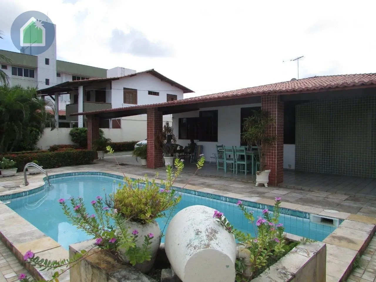 Excelente Casa Grande em Candelária - Natal/RN