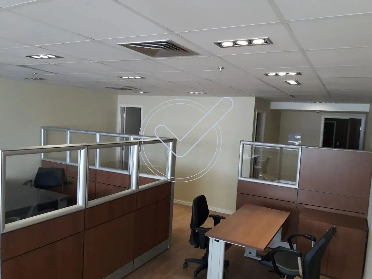 Locação de Sala Comercial no Ed. Montreal Plaza - Alphaville (Empresarial 18 do Forte) - Foto 5