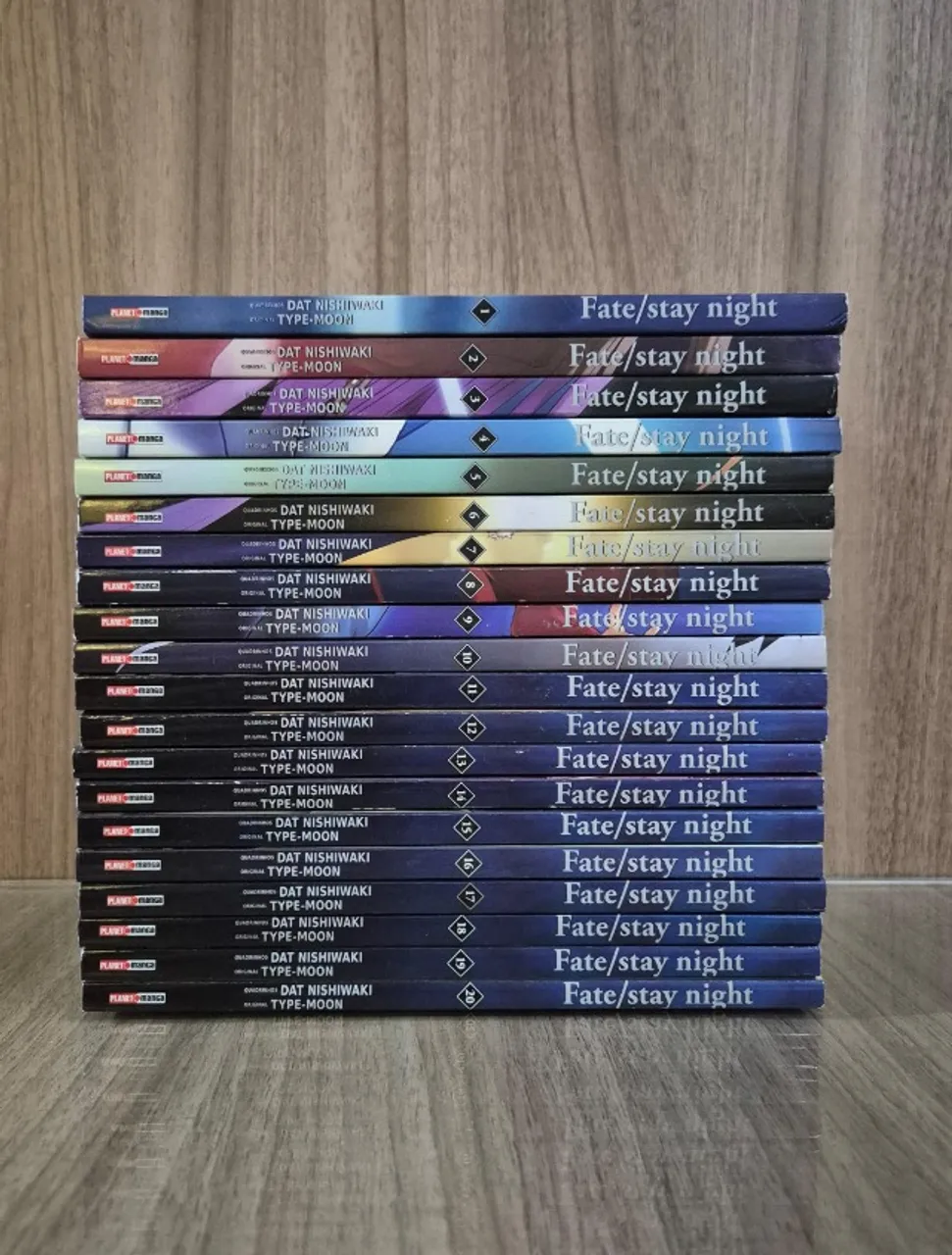 Fate / Stay Night Mangá Coleção Completa Volumes 1 ao 20