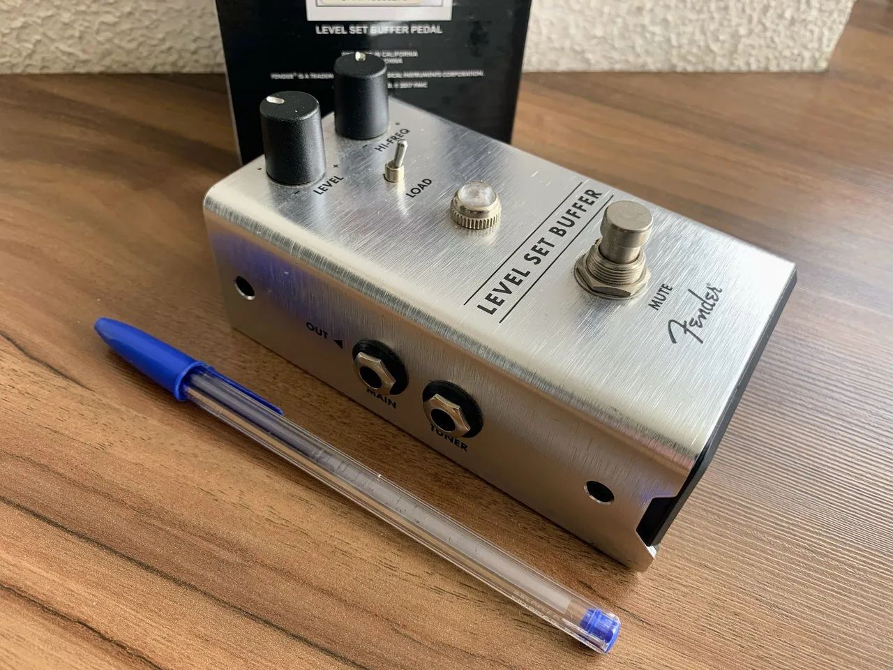 Pedal Fender LEVEL SET BUFFER (Para guitarra) - Instrumentos