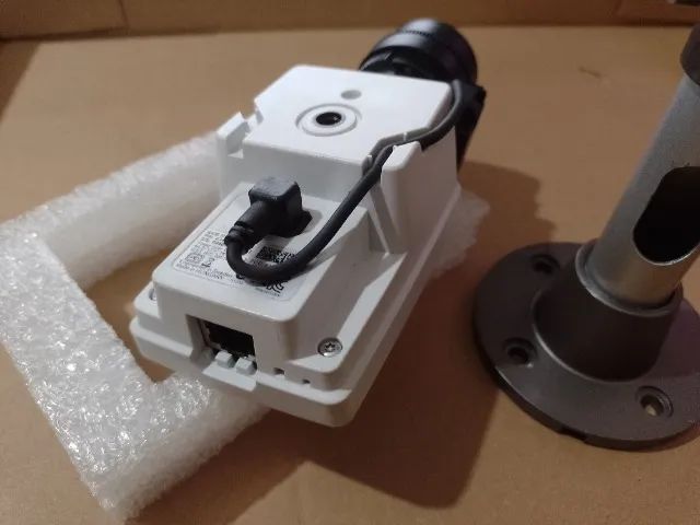 Câmera IP- AXIS Box - M1114-1MP resolução - Foto 5
