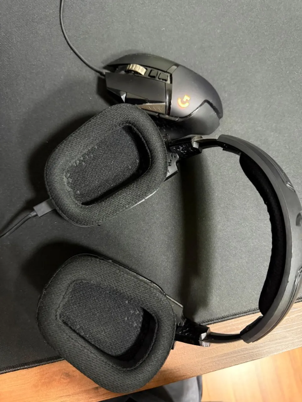 Combo Headset Gamer e Mouse Logitech