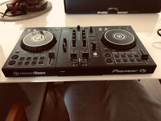 Controladora DJ Pioneer DDJ-400 - Semi Nova
