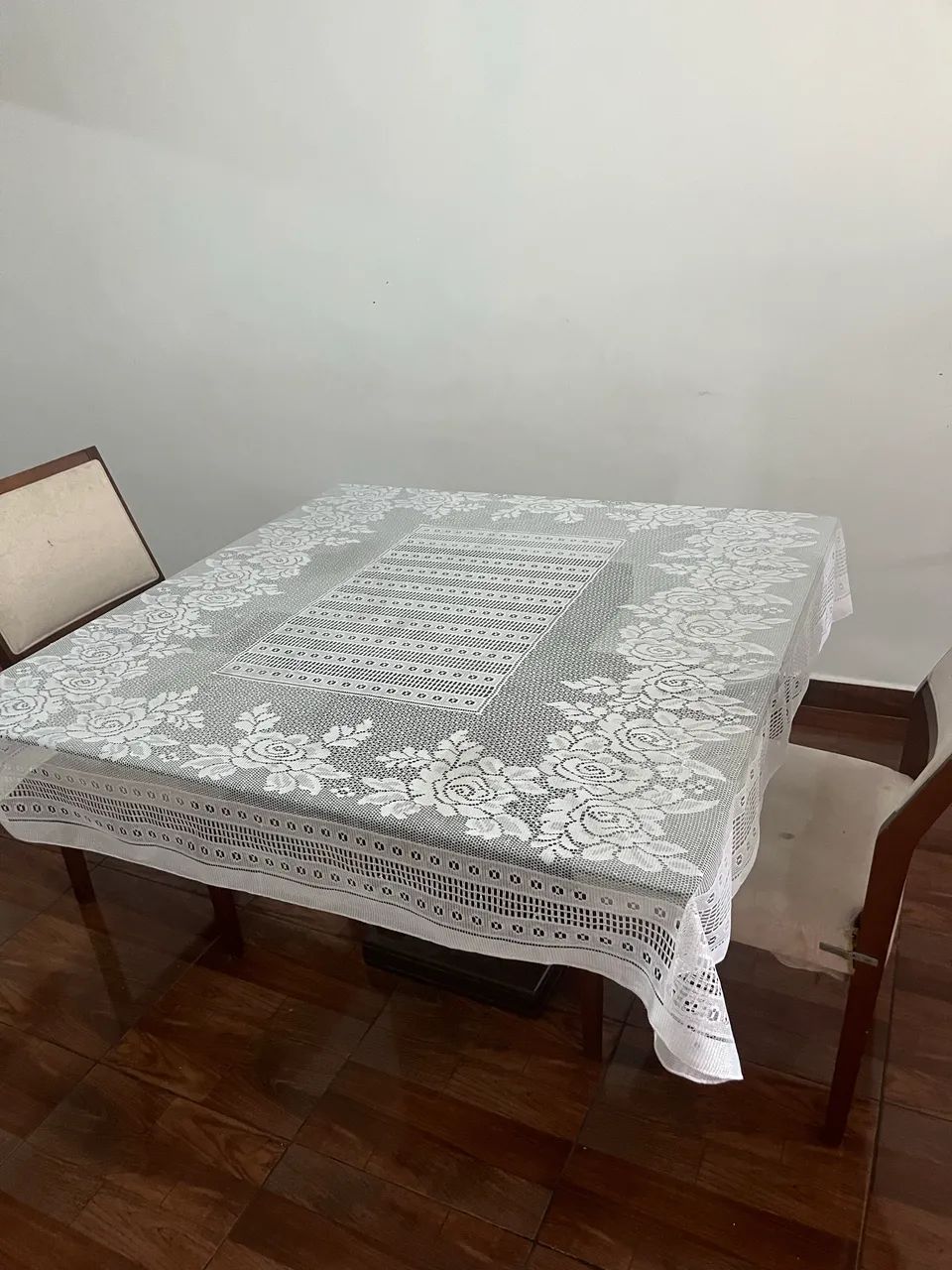 MESA DE VIDRO TEMPERADO COM MADEIRA MACIÇA (PERFEITA)64520805885442121