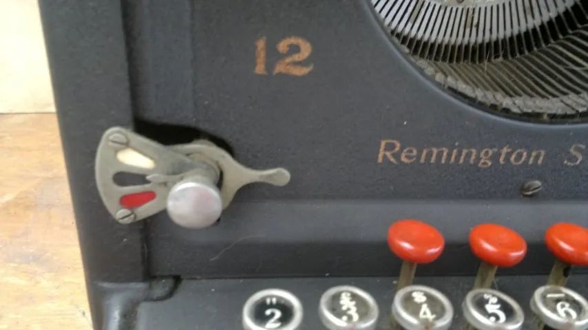 Máquina de escrever Remington - Foto 3