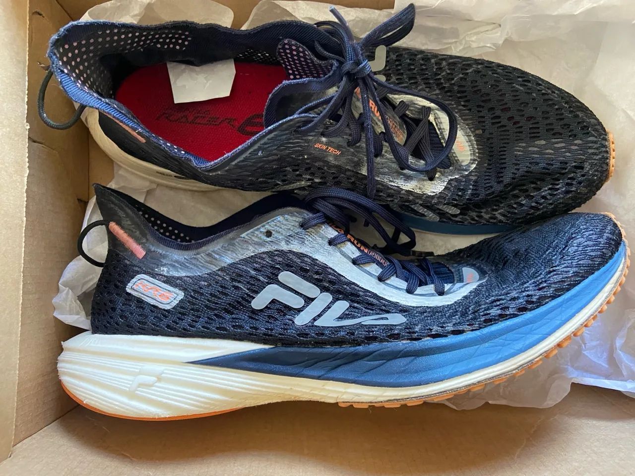 Tênis Fila KR6 - Tamanho 38