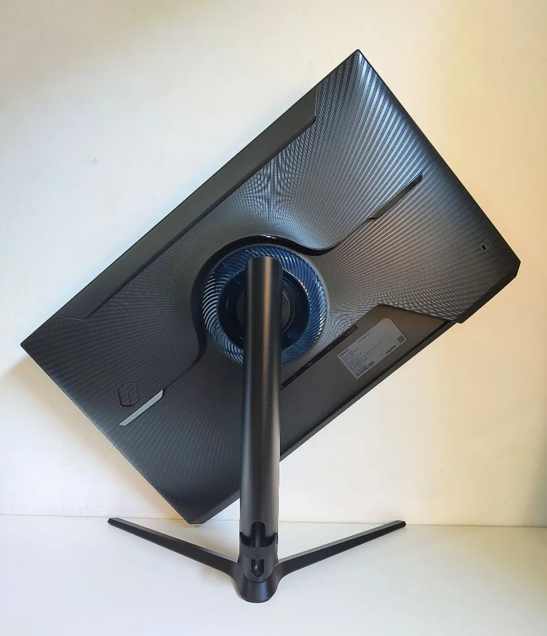 Monitor Gamer 165hz 27' Samsung 1ms Freesync, Ajuste de altura e rotação