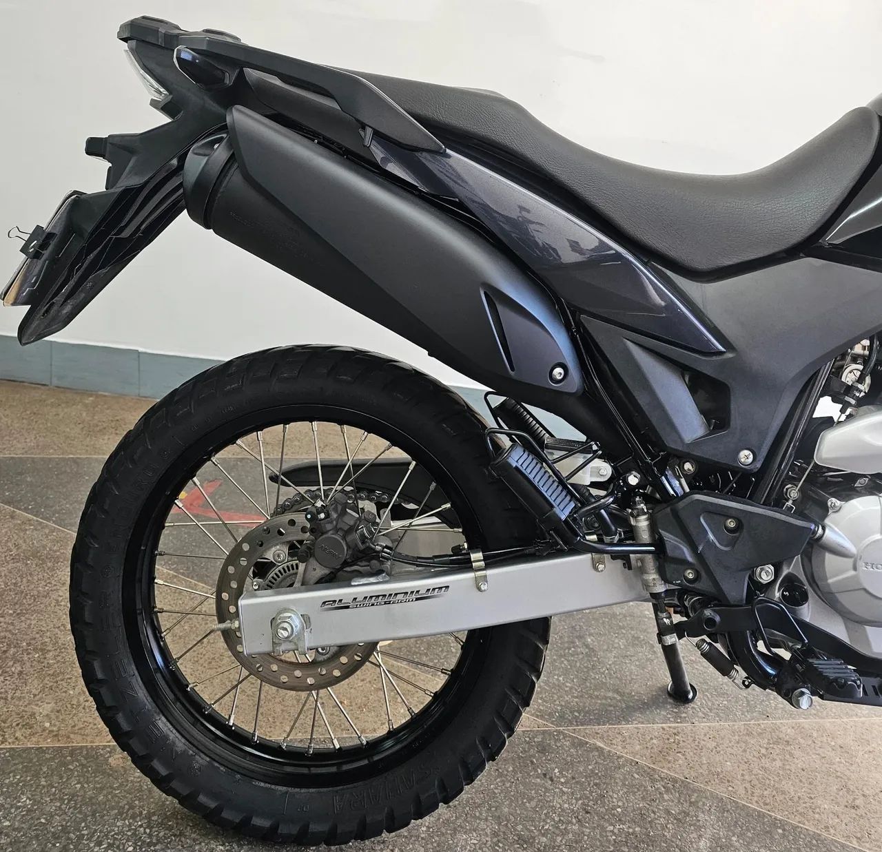 HONDA XRE 300 ABS - 2023/2023 - 11.600km<br> - Foto 4