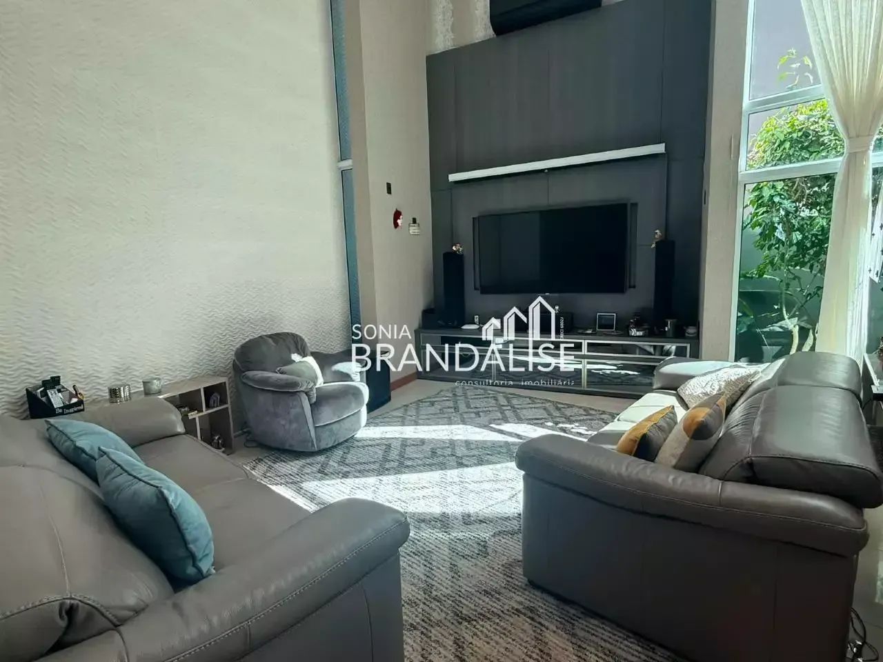 UMA RESIDENCIA EXTRAORDINÁRIA NO CORAÇÃO DE FLORIPA - Foto 5