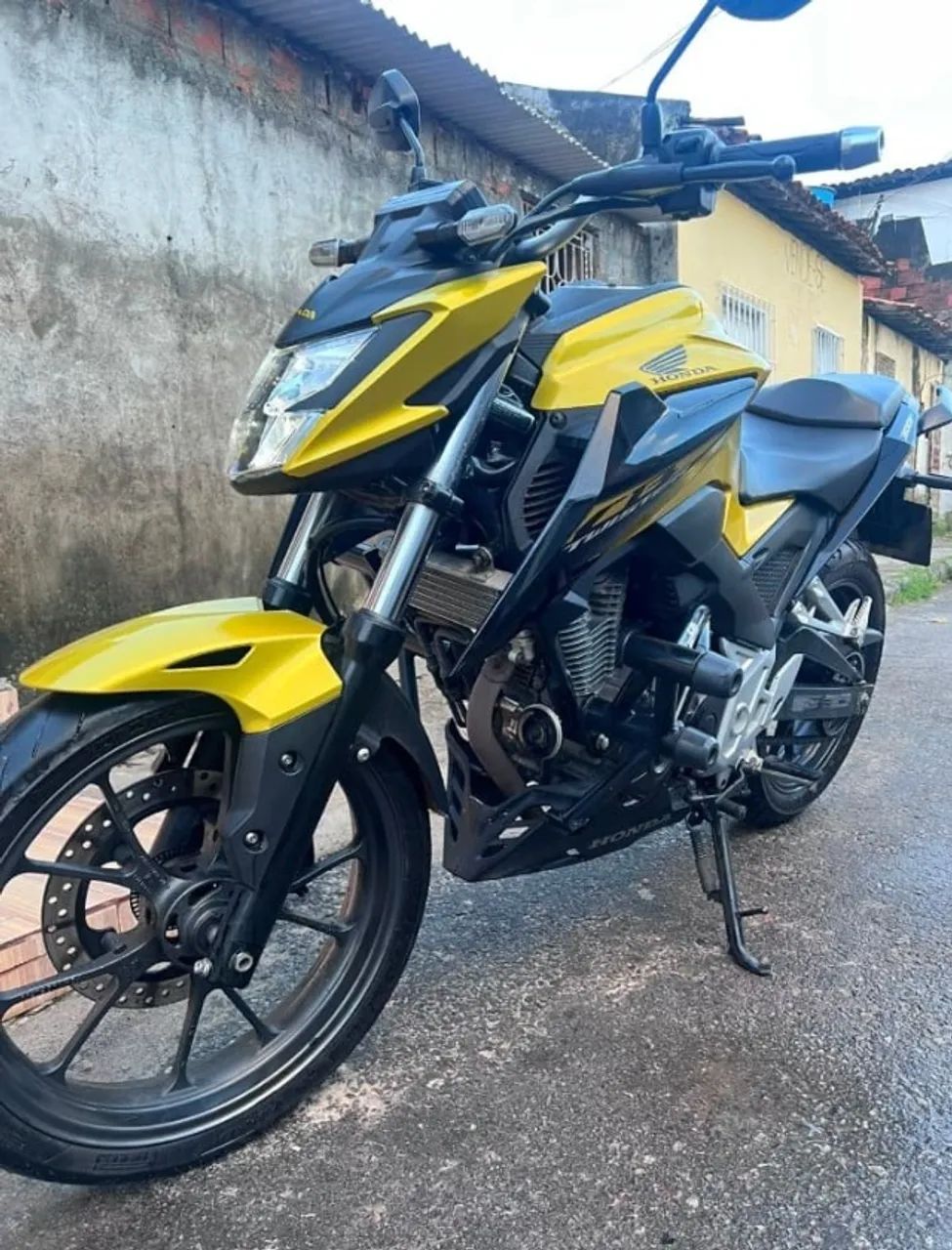 HONDA TWISTER 300 - Foto 4