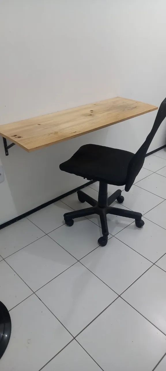 Vendo kit escrivaninha e cadeira escritório  - Foto 3