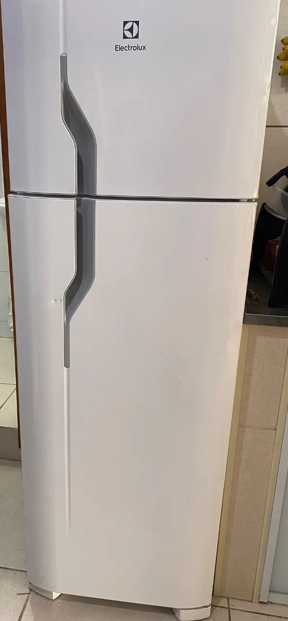 Geladeira Electrolux 220v 