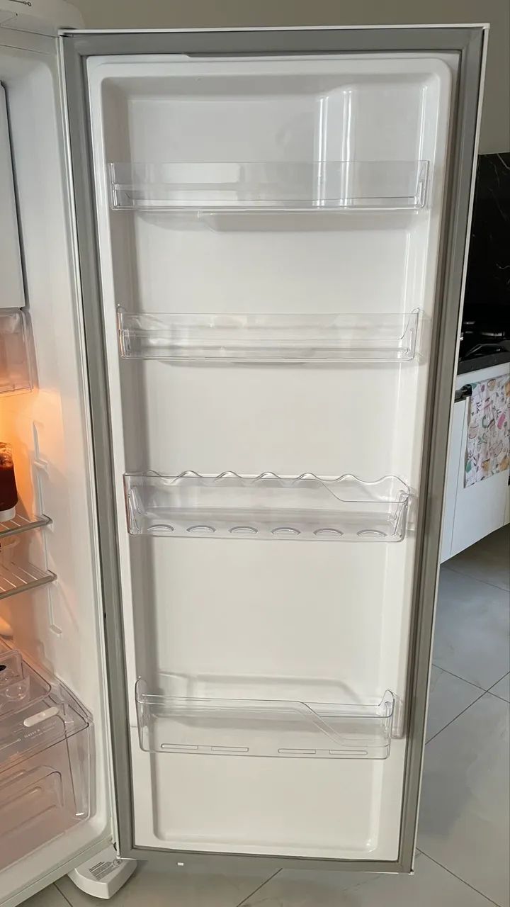 Geladeira Eletrolux Frost Free - Foto 3