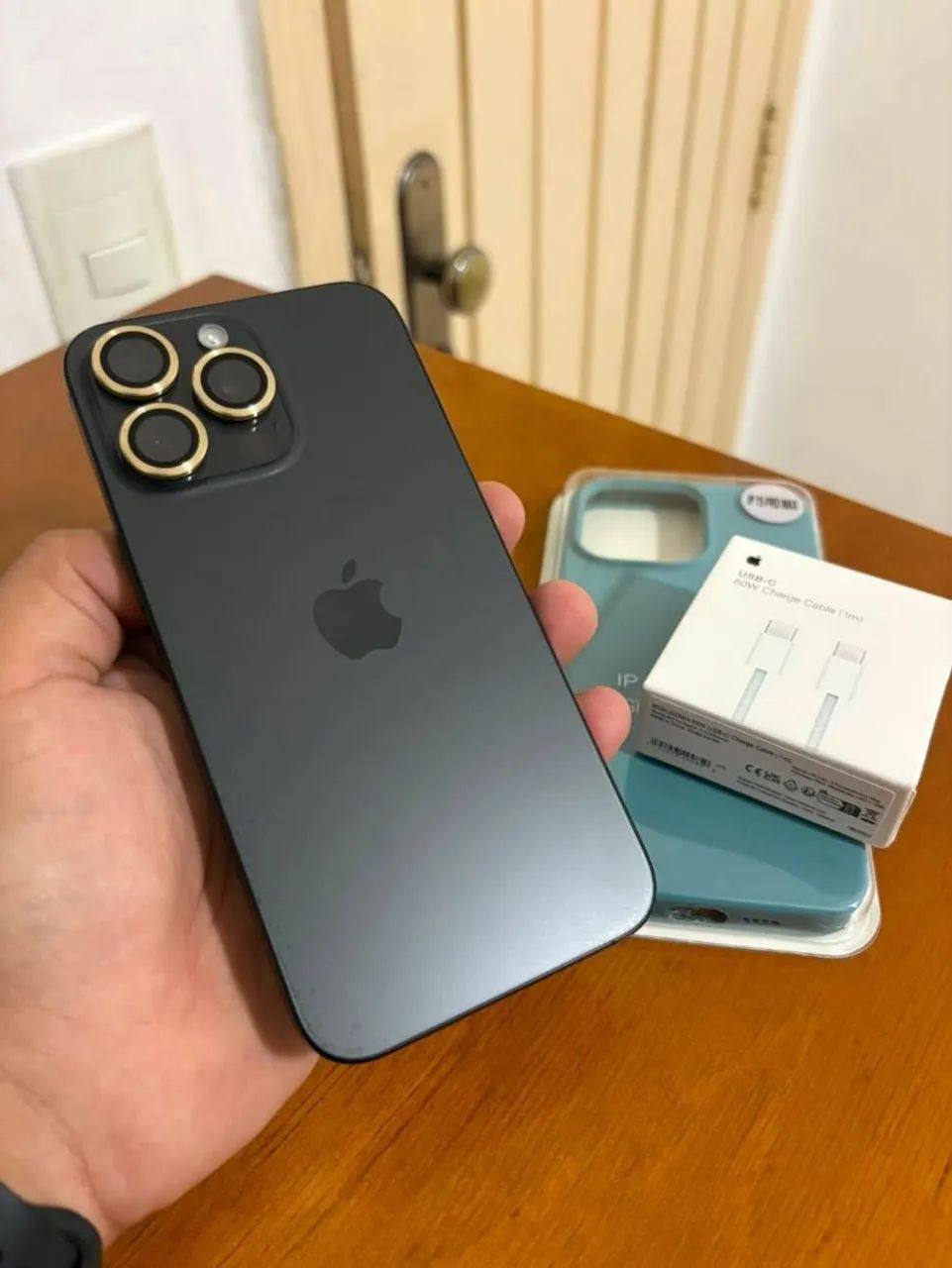 Iphone 15 Pro Max 256gb black Titanium / Todo Original - Foto 5