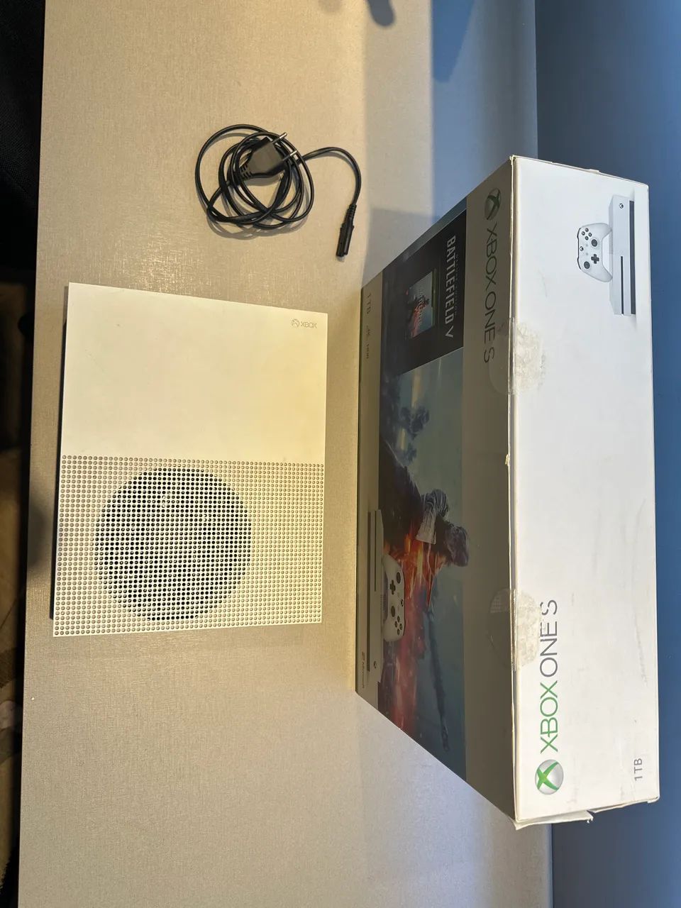 Xbox One S 1TB SEM CONTROLE - Foto 3