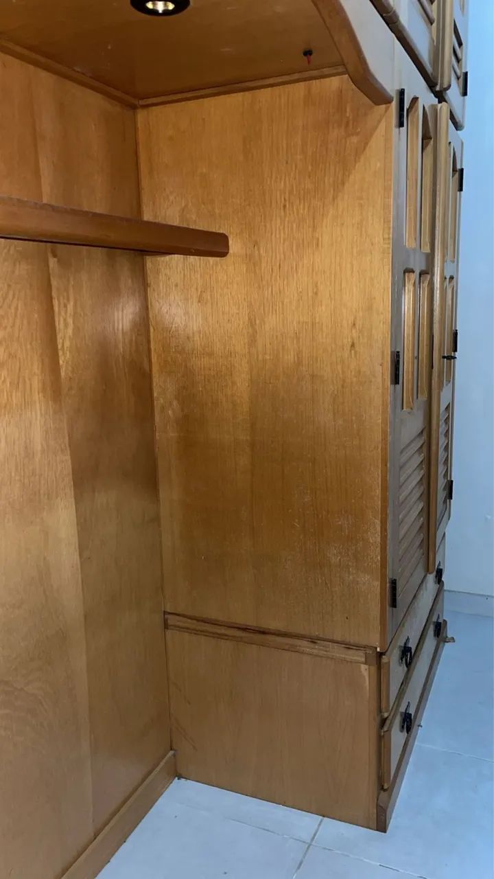 Guarda roupa madeira  - Foto 2