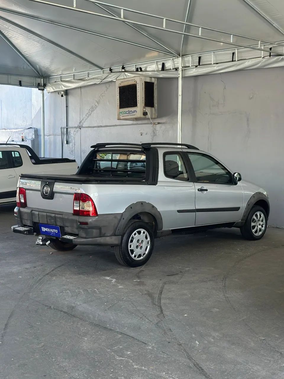 Fiat Strada Working Hard 1.4 Fire Flex 8V CD 2013 - Foto 5