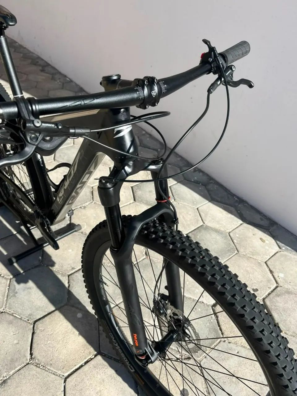 BICICLETA RAD7 CARBONO TAM 17 ARO 29  - Foto 2
