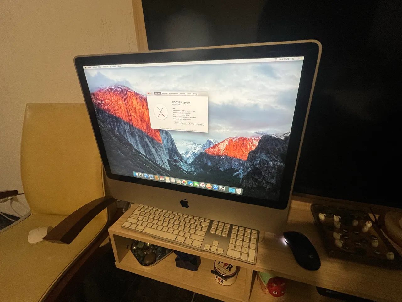 iMac 24 Polegadas (8GB RAM) + Teclado Original Apple - Notebooks