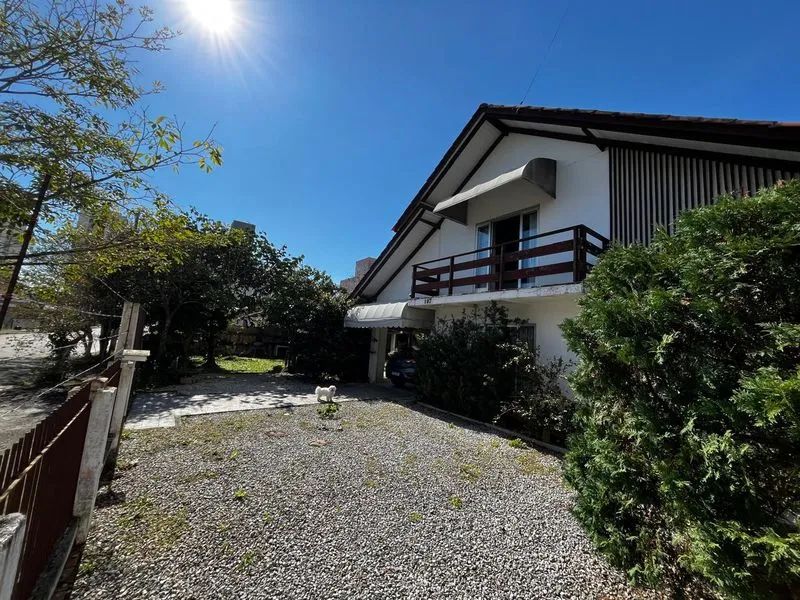 Casa PENHA - SC