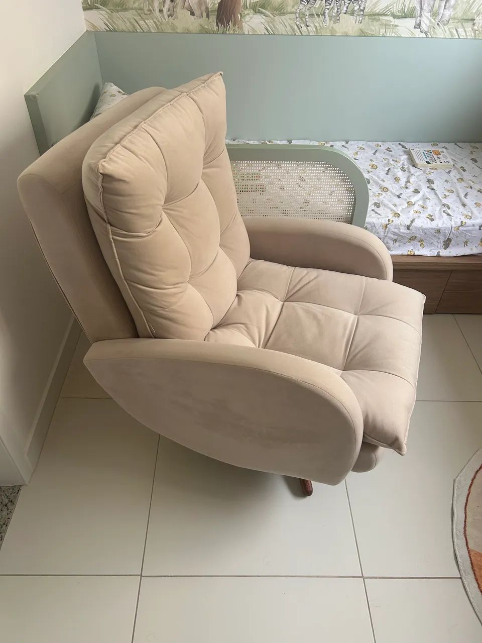Poltrona de amamentação 