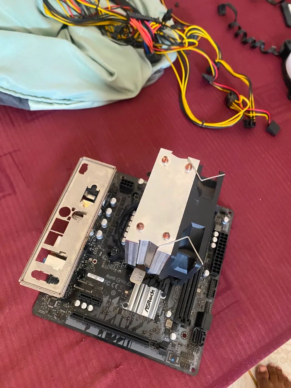 Kit placa mae ASrock + i3 10100f